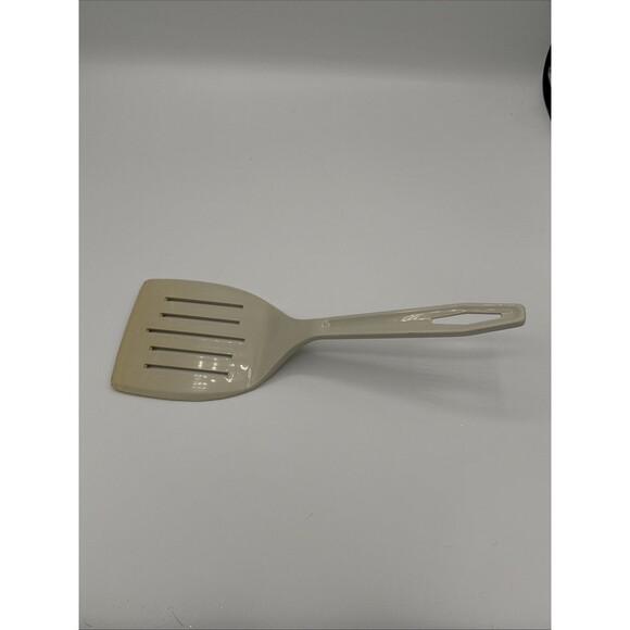 Vintage Unbranded Nylon Spatula 11” Almond 5 Slot Wide Turner Flipper - Picture 2 of 6